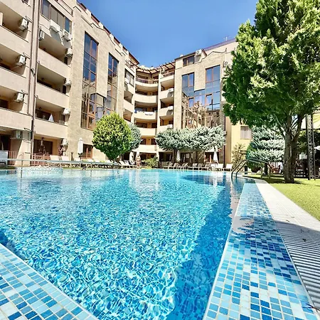 Emerald Paradise - Menada ساني بيتش