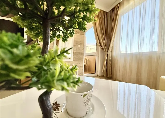 Emerald Paradise - Menada Sunny Beach